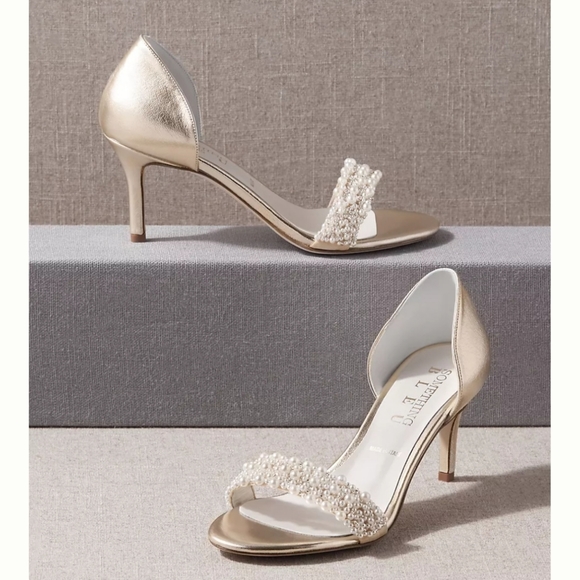 AnthropologieBHLDNSomething Bleu Cappy Heels